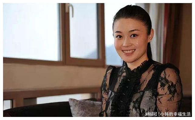 演员徐敏的现任妻子，幕后温暖光芒的闪耀之星