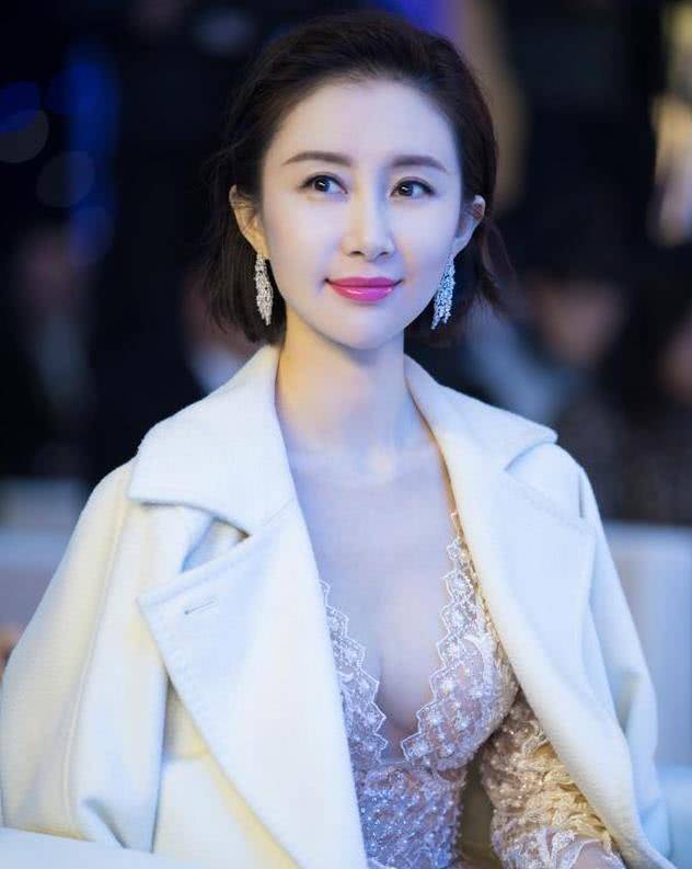 演员苏畅，演艺之路的闪耀之星