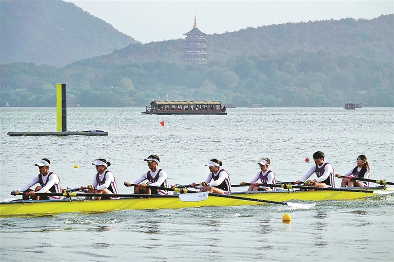 杭州赛艇比赛，激流勇进，展现水上英姿