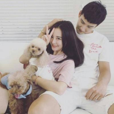 小巷深处的独特风味，最新女同2揭秘