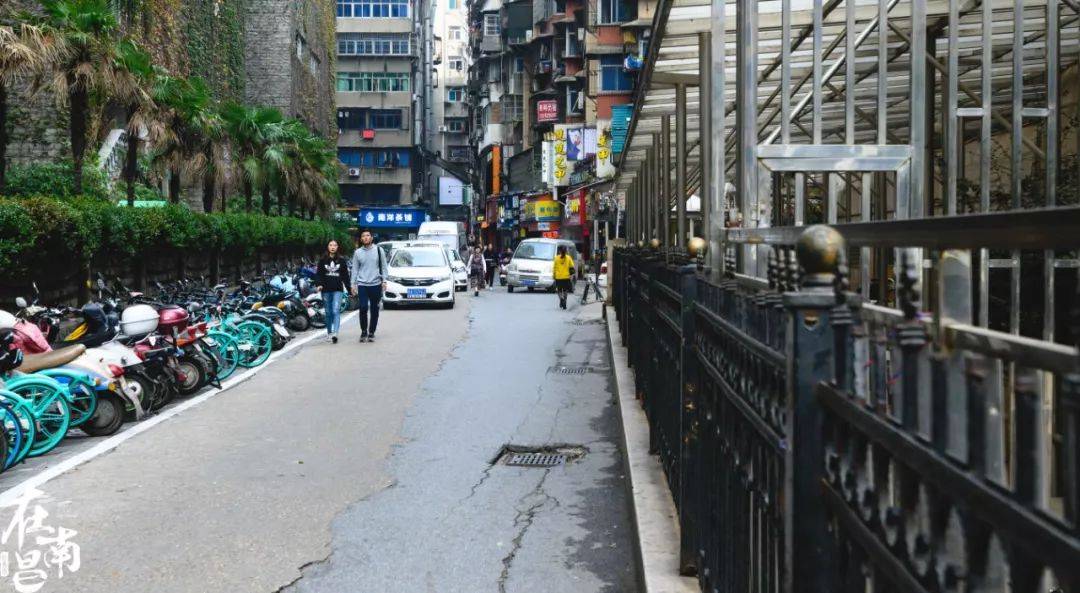 大沥步行街最新站街女,大沥步行街最新站街女神风采✨