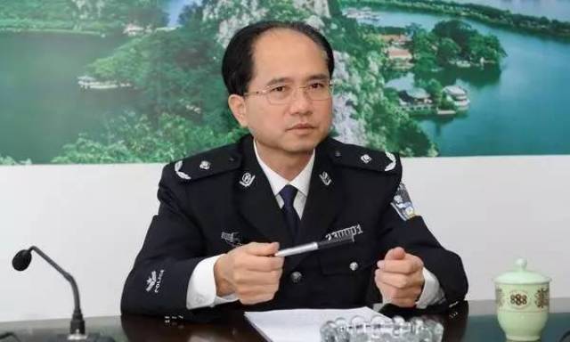 郑剑戈最新动态与成就获取指南，一步详解