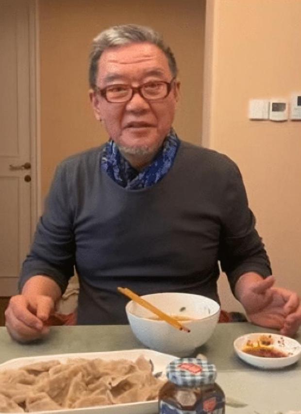 演员李立群的温馨日常分享