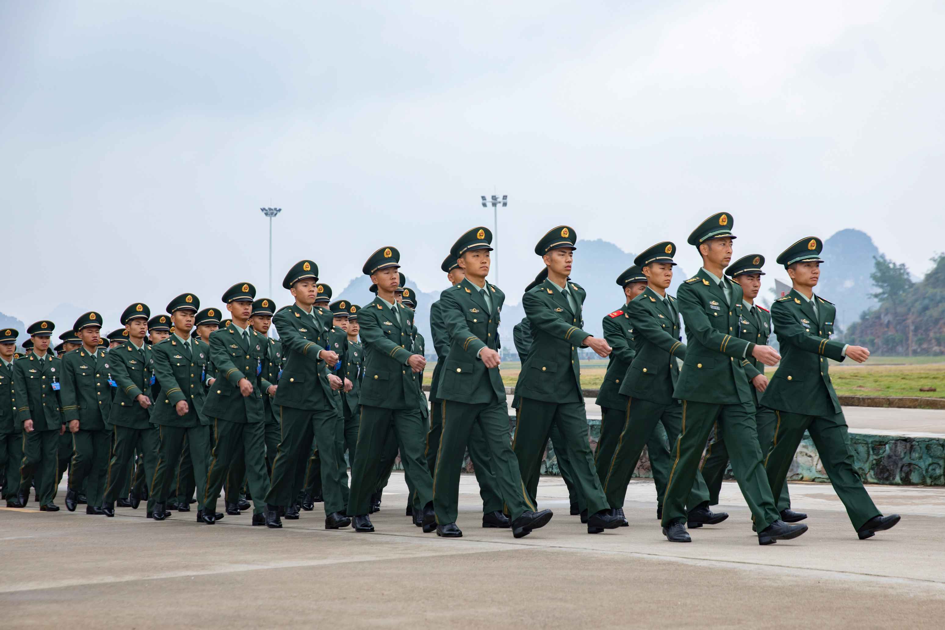 广西武警与自然美景的奇妙之旅探索报道
