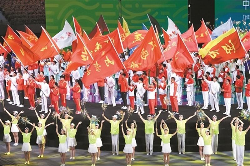 2025新澳门正版免费正题,现代化解析定义_散热版62.164
